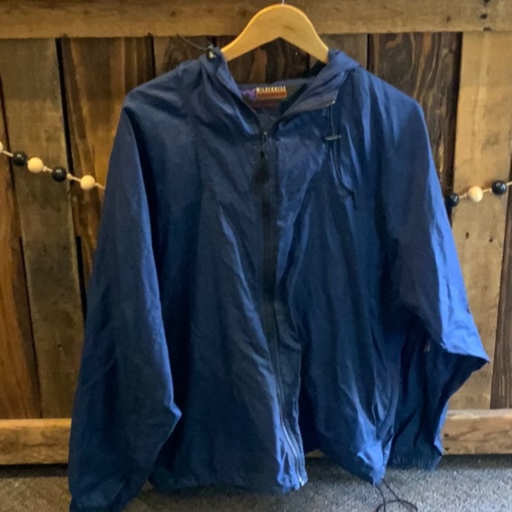 Men’s Wilderness Experience Windbreaker Size Large